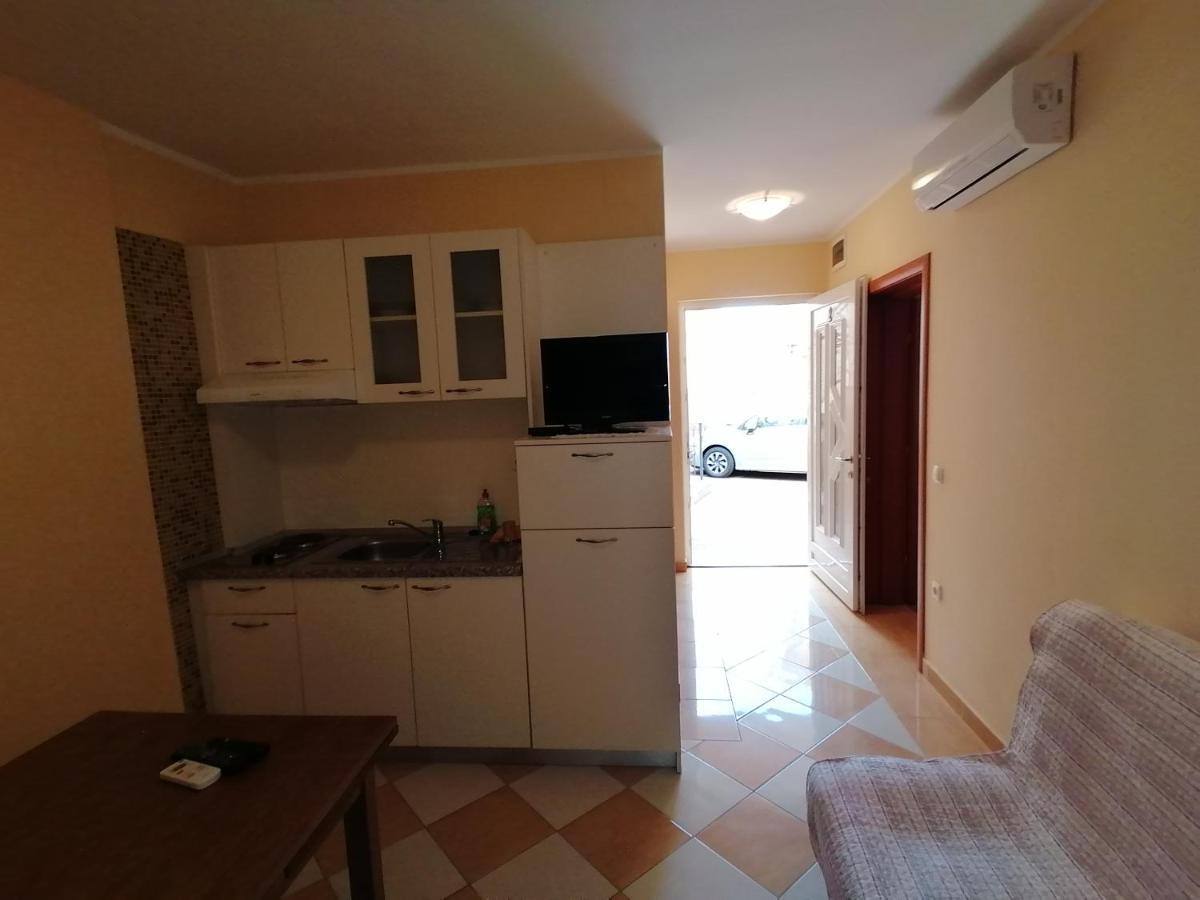 Apartmani Golomeic Crikvenica Eksteriør bilde